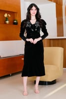 فستان مخمل ناعم أسود