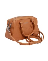 شنطة نسائي سيزون