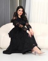 فستان دانتيل مكسي