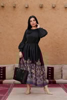 فستان ميدي أسود