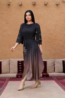 فستان ميدي أسود