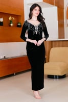 فستان مخمل ناعم أسود ماكسي