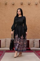فستان ميدي أسود