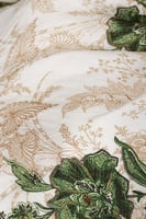 بلوزة بطبعة اخضر