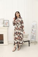 فستان ساتان ميدي بطبعة الورود و جيوب من الامام