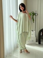 طقم اخضر فاتح