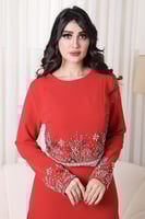 طقم بلوزة وتنورة احمر بتطريز فاخر
