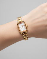 ساعه سيزون ذهبي مربع