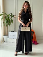 جمبسوت أسود