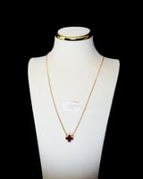 سلسال بطابع الوردة