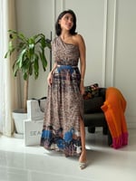 فستان ساتان بطبعه