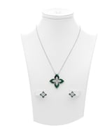 طقم بطابع الوردة