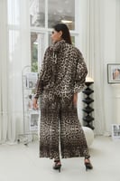 طقم بطبعة الفهد