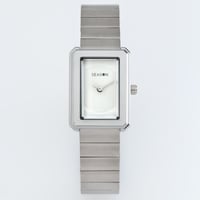 ساعة سيزون نسائية مستطيلة انيقة