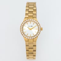 ساعة سيزون نسائية كلاسيك مرصعة بالكرستال