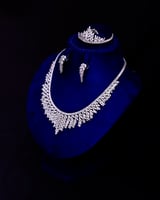 طقم زركون مميز