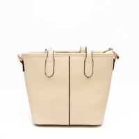 شنطة نسائية أنيقة