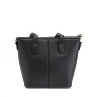 شنطة نسائية أنيقة