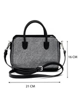 شنطه نسائي سيزون