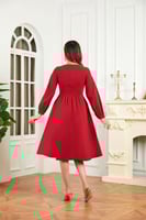 فستان ميدي أحمر