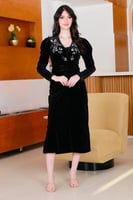 فستان مخمل ناعم أسود