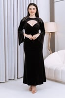 فستان مخمل أسود مع كيب مطرز