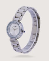 ساعة نسائية سيزون فضية - إطار دائري مرصع زركون