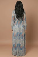 فستان مكسي متعدد الألوان