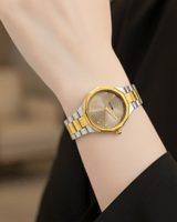 ساعة نسائية فاخرة - مينا أخضر | SEASON