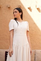 فستان كريب لون بيج | SEASON