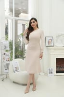 فستان بيج بحزام على الخصر