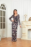 فستان ساتان بإكسسوار على الخصر