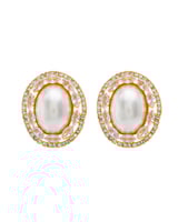 حلق زركون بتصميم اللؤلؤ