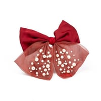 فيونكة شعر لؤلؤ