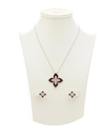 طقم بطابع الوردة