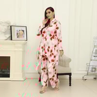 طقم بطبعة مميزة