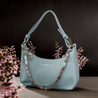 شنطة نسائية مميزة