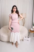 طقم كريب وردي تنورة وبلوزة