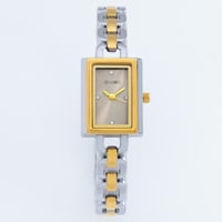 ساعة نسائية فاخرة بإطار مستطيل - لون فضي وذهبي مع...