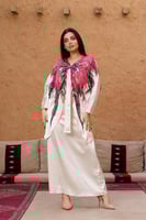 فستان ساتان بيج مزين بنقشة حمراء | سيزون