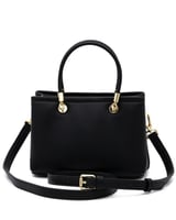 شنطه نسائي سيزون