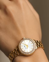 ساعة سيزون نسائية كلاسيك مرصعة بالكرستال