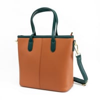 شنطة يد نسائية أنيقة