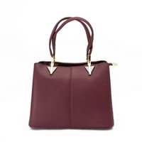 شنطة نسائية أنيقة