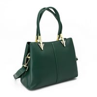 شنطة نسائية أنيقة