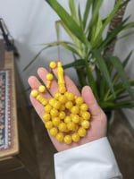 بكلايت -لون الكهرمان