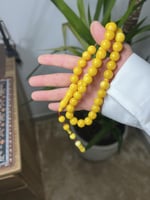 بكلايت -لون الكهرمان