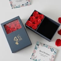 علبة مجوهرات فارغه +ورد