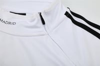 سويتر ريال مدريد ابيض 7