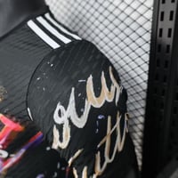 طقم ريال مدريد نسخة خاصة 2025-2026 اسود.